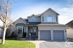 203 Locheland Crescent, House detached with 4 bedrooms, 4 bathrooms and 4 parking in Ottawa ON | Image 1