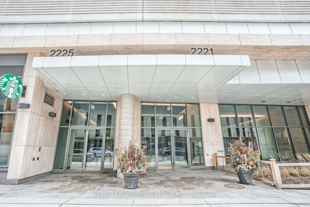 1404 - 2221 Yonge St, Condo with 1 bedrooms, 1 bathrooms and 1 parking in Toronto ON | Image 12