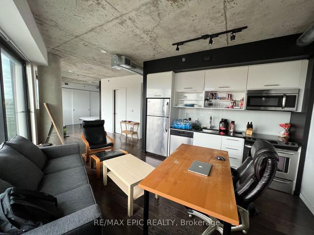 1003 - 51 Trolley Cres, Condo with 1 bedrooms, 1 bathrooms and 0 parking in Toronto ON | Image 5