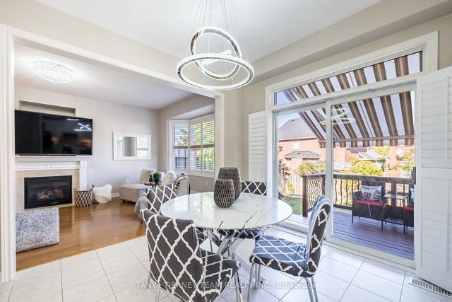 21 Corsham Dr, House detached with 4 bedrooms, 3 bathrooms and 4 parking in Whitby ON | Image 7