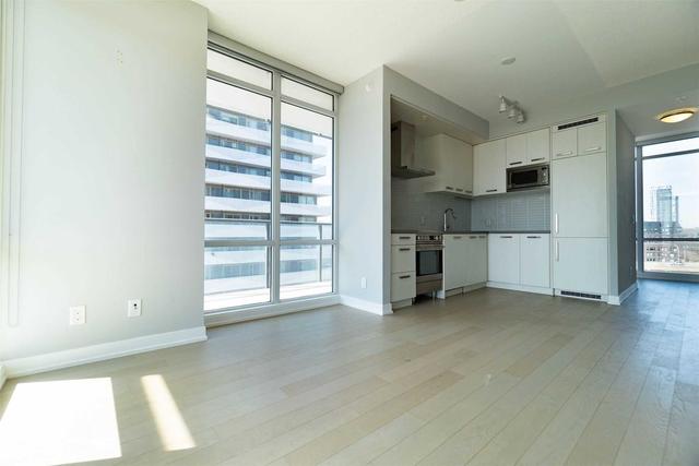 s609 - 120 Bayview Ave, Condo with 2 bedrooms, 2 bathrooms and 1 parking in Toronto ON | Image 23