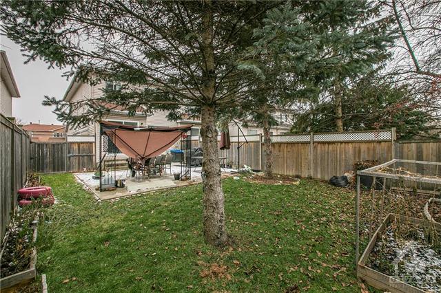 274 Stoneway Drive, Townhouse with 3 bedrooms, 3 bathrooms and 3 parking in Ottawa ON | Image 27