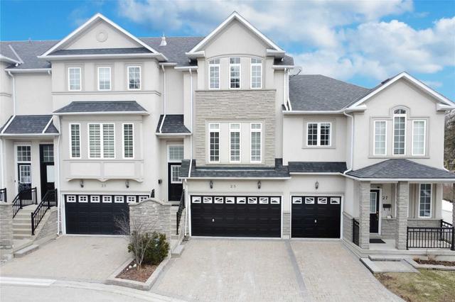 25 Cora Urbel Way, Townhouse with 3 bedrooms, 4 bathrooms and 4 parking in Toronto ON | Image 1