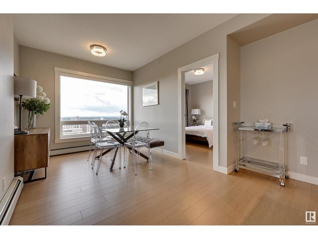 2204 - 10410 102 Av Nw, Condo with 2 bedrooms, 2 bathrooms and 1 parking in Edmonton AB | Image 9