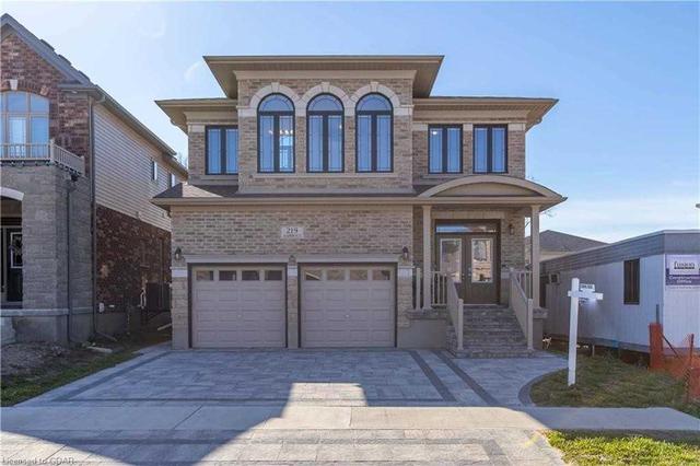 219 Ambrous Cres, House detached with 4 bedrooms, 5 bathrooms and 4 parking in Guelph ON | Image 1