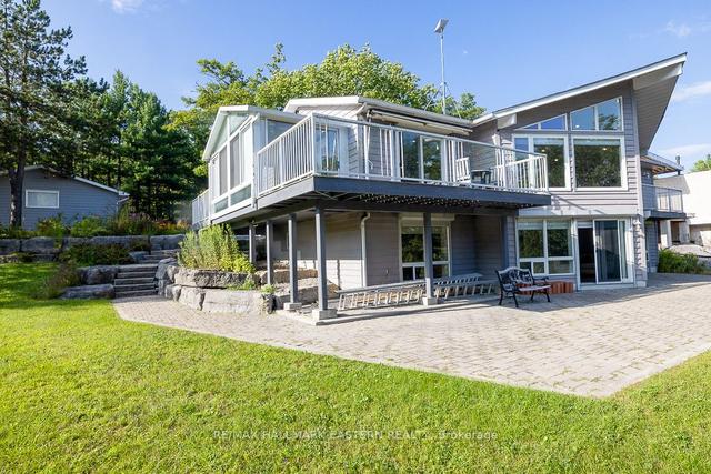 15 Oakridge Dr, House detached with 2 bedrooms, 3 bathrooms and 11 parking in North Kawartha ON | Image 11