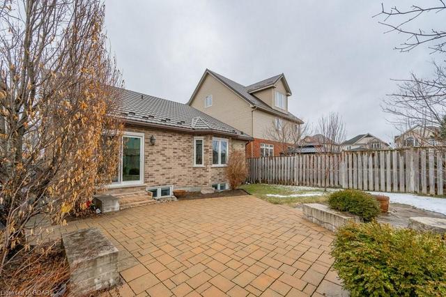 56 Bowen Drive, House detached with 3 bedrooms, 2 bathrooms and null parking in Guelph ON | Image 37