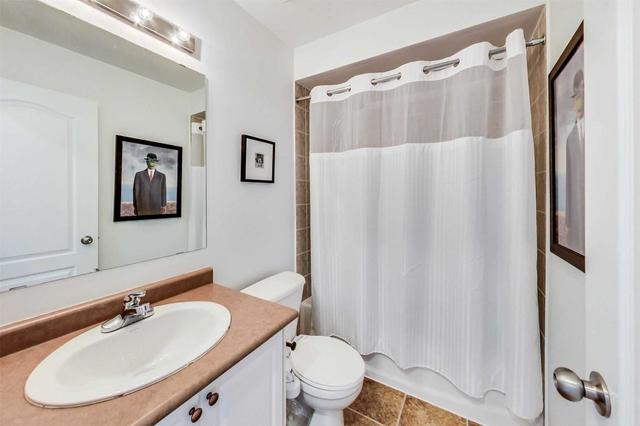 th4 - 130 Tenth St, Townhouse with 2 bedrooms, 3 bathrooms and 2 parking in Toronto ON | Image 7