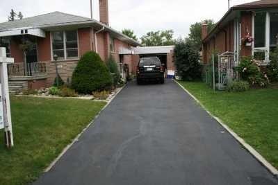 102 Goulding Ave, House detached with 2 bedrooms, 1 bathrooms and 2 parking in Toronto ON | Image 2