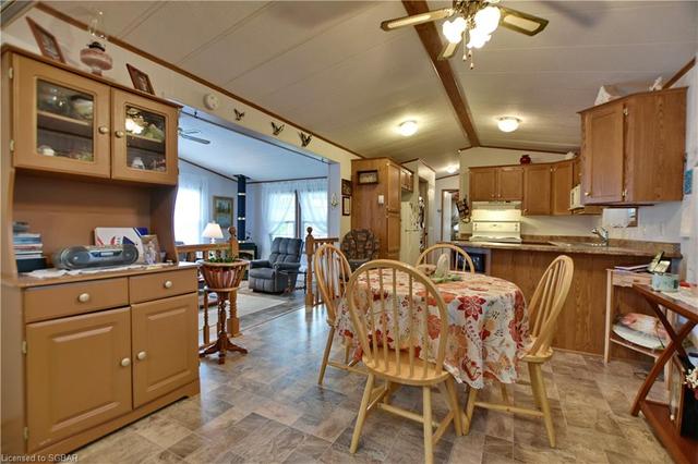 58 The Boardwalk, House detached with 1 bedrooms, 1 bathrooms and null parking in Wasaga Beach ON | Image 34
