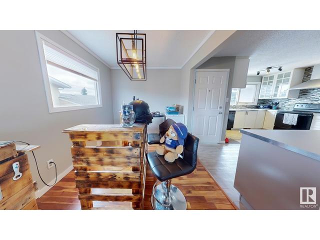 5119 55 Av, House detached with 5 bedrooms, 2 bathrooms and 6 parking in Leduc AB | Image 5