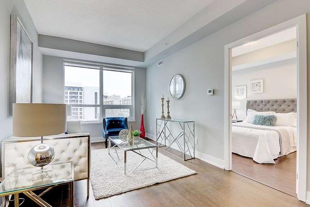 301 - 7 Kenaston Gdns, Condo with 2 bedrooms, 2 bathrooms and 1 parking in Toronto ON | Image 5