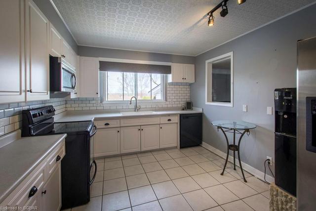 298 Scott Street, House detached with 4 bedrooms, 2 bathrooms and null parking in Midland ON | Image 14