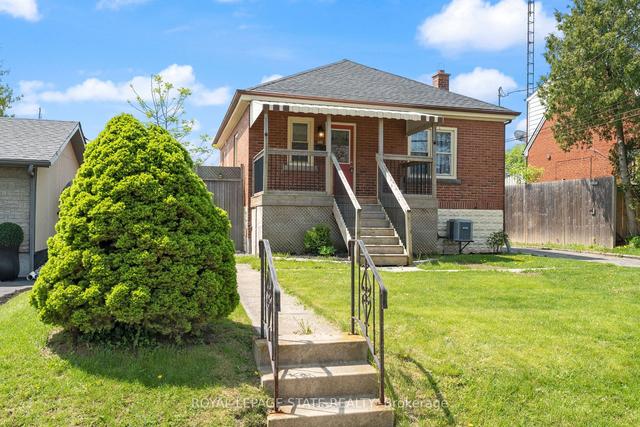 332 Inverness Ave E, House detached with 2 bedrooms, 2 bathrooms and 2 parking in Hamilton ON | Image 4
