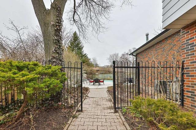466 Rattray Park Dr, House detached with 5 bedrooms, 5 bathrooms and 6 parking in Mississauga ON | Image 27