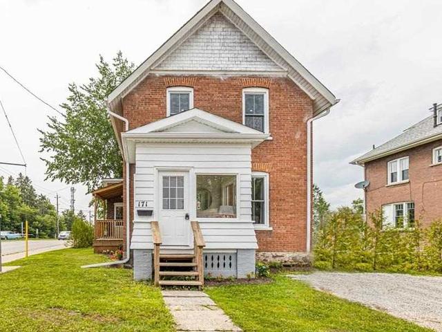 171 Lindsay St S, House detached with 3 bedrooms, 2 bathrooms and 7 parking in Kawartha Lakes ON | Image 1