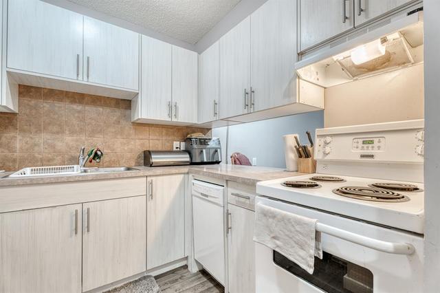 116 - 2204 1 Street Sw, Condo with 2 bedrooms, 1 bathrooms and 1 parking in Calgary AB | Image 3