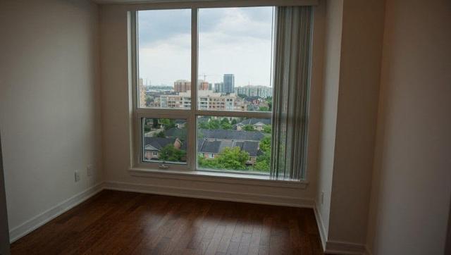 sw903 - 9191 Yonge St, Condo with 1 bedrooms, 1 bathrooms and 0 parking in Richmond Hill ON | Image 2
