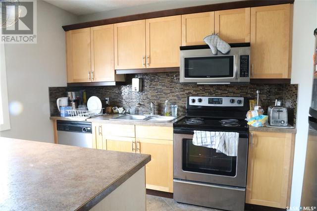 19 - 2358 Rae Street, Condo with 1 bedrooms, 1 bathrooms and null parking in Regina SK | Image 2