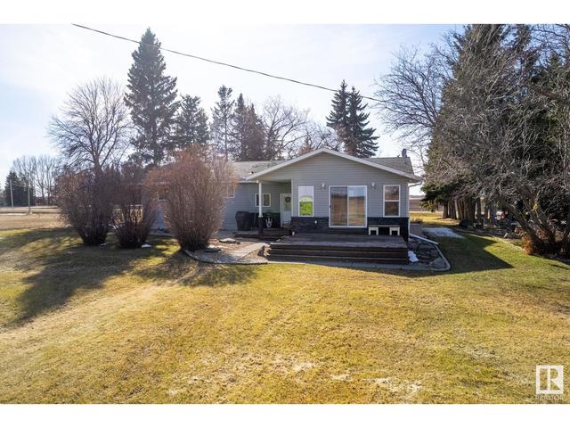 52025 Rge Rd 12, House detached with 3 bedrooms, 2 bathrooms and null parking in Parkland County AB | Image 2