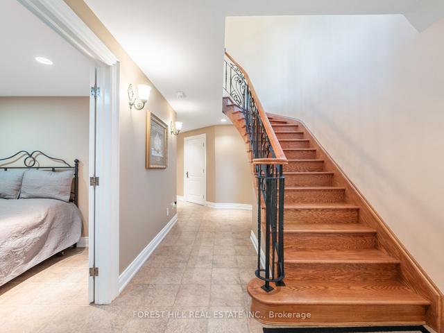 18 Highland Hill, House detached with 4 bedrooms, 5 bathrooms and 4 parking in Toronto ON | Image 10