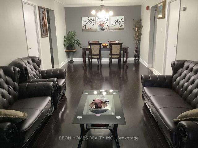 206 - 39 Kimbercroft Crt, Condo with 2 bedrooms, 2 bathrooms and 2 parking in Toronto ON | Image 2