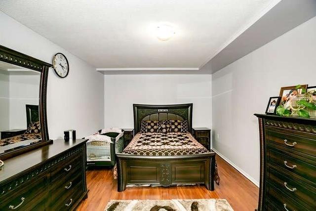 711 - 18 Knightsbridge Rd, Condo with 3 bedrooms, 2 bathrooms and 1 parking in Brampton ON | Image 24