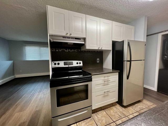 27 - 11 Stanton Street, Condo with 2 bedrooms, 1 bathrooms and 1 parking in Red Deer AB | Image 5