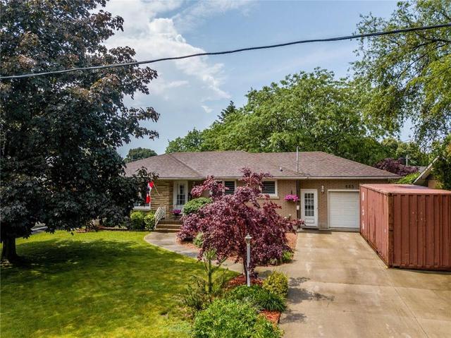 685 Niagara Street, House detached with 3 bedrooms, 2 bathrooms and 6 parking in St. Catharines ON | Image 4