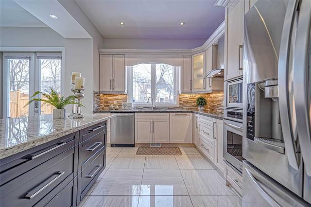 83 Eastville Ave, House detached with 4 bedrooms, 4 bathrooms and 4.5 parking in Toronto ON | Image 8