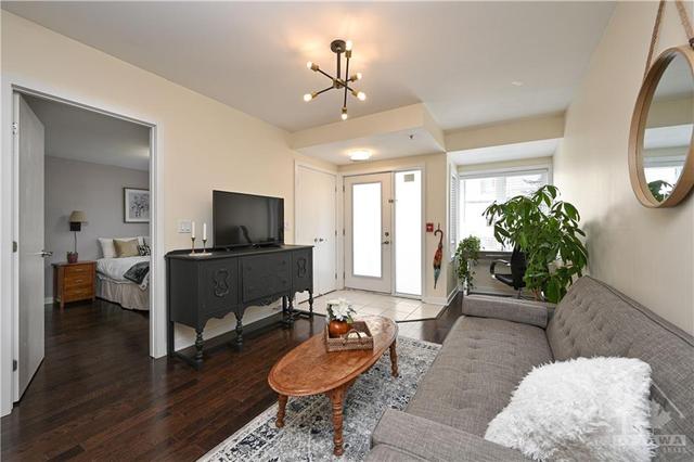 458 King Edward Avenue, Condo with 2 bedrooms, 2 bathrooms and null parking in Ottawa ON | Image 13