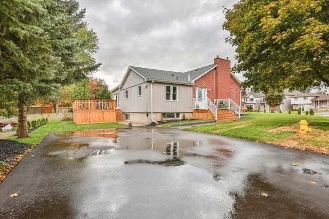2 Conklin Cres, House detached with 3 bedrooms, 2 bathrooms and 4 parking in Brantford ON | Image 1