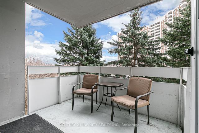 314 - 10 Edgecliff Gfwy, Condo with 3 bedrooms, 2 bathrooms and 1 parking in Toronto ON | Image 13