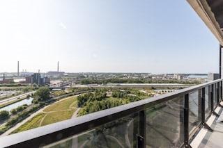 1807 - 170 Bayview Ave, Condo with 2 bedrooms, 2 bathrooms and null parking in Toronto ON | Image 14