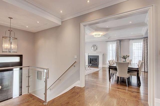 18 Addison Cres, House detached with 4 bedrooms, 6 bathrooms and 6 parking in Toronto ON | Image 34