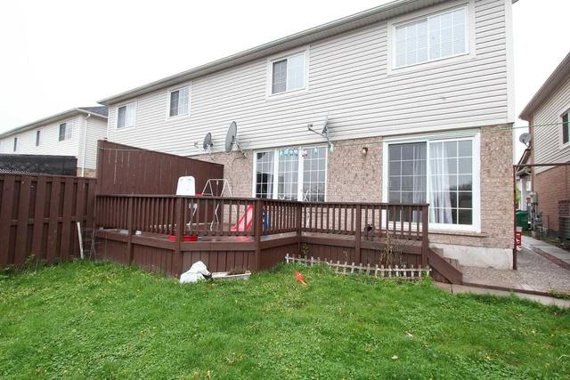84 Sweetwood Circ, House semidetached with 3 bedrooms, 3 bathrooms and 3 parking in Brampton ON | Image 7