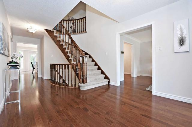 360 Kennedy St W, House detached with 4 bedrooms, 3 bathrooms and 4 parking in Aurora ON | Image 34