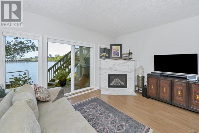 601 - 145 Gorge Rd E, House attached with 2 bedrooms, 2 bathrooms and 1 parking in Victoria BC | Image 19
