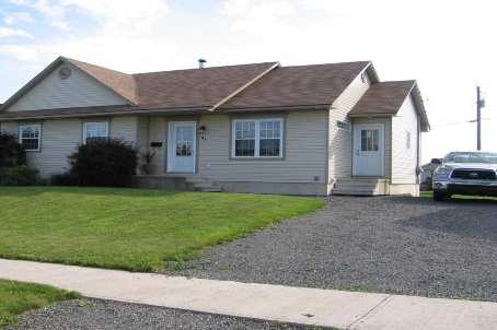 91 Randolph St, House detached with 3 bedrooms, 1 bathrooms and 5 parking in Fredericton NB | Card Image