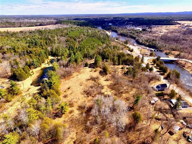 1746 Mill Street, House detached with 2 bedrooms, 1 bathrooms and 6 parking in Bonnechere Valley ON | Image 9