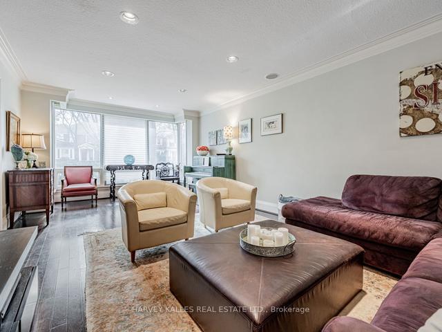 623 Vesta Dr, House detached with 4 bedrooms, 4 bathrooms and 8 parking in Toronto ON | Image 25