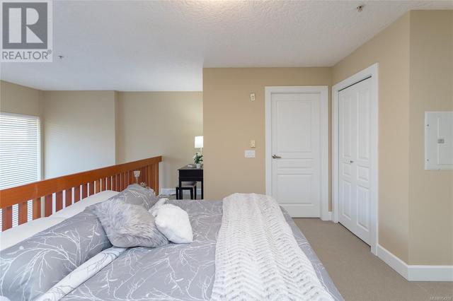 112 - 880 Short St, Condo with 2 bedrooms, 2 bathrooms and 1 parking in Saanich BC | Image 22