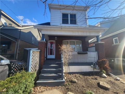 289 Houghton Avenue S, House detached with 3 bedrooms, 2 bathrooms and 2 parking in Hamilton ON | Card Image