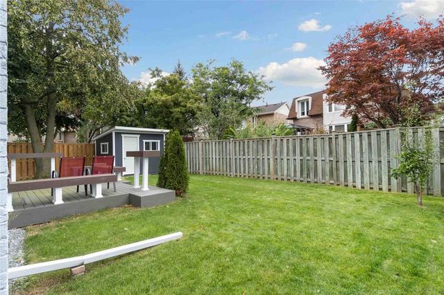 139 Sandyhook Sq, House detached with 3 bedrooms, 4 bathrooms and 5 parking in Toronto ON | Image 25