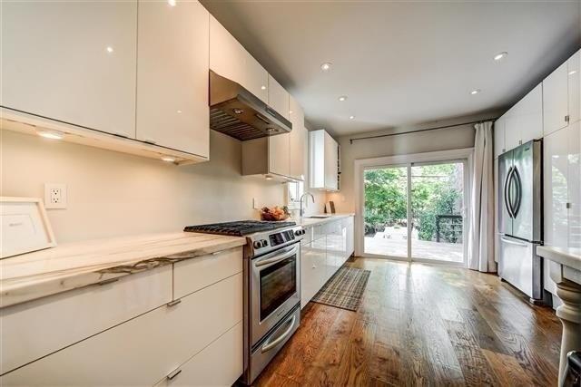 86 Kenilworth Ave S, House semidetached with 3 bedrooms, 1 bathrooms and 1 parking in Toronto ON | Image 17
