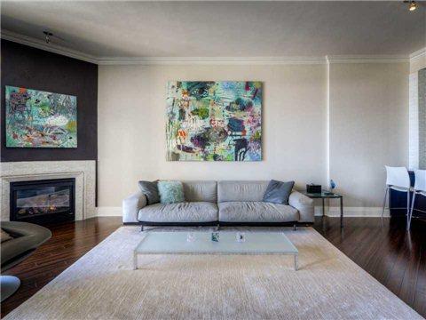 sph 1 - 99 Avenue Rd, Condo with 2 bedrooms, 2 bathrooms and 1 parking in Toronto ON | Image 3