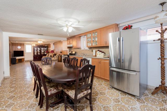 67 Picaro Dr, House semidetached with 3 bedrooms, 2 bathrooms and 3 parking in Toronto ON | Image 11