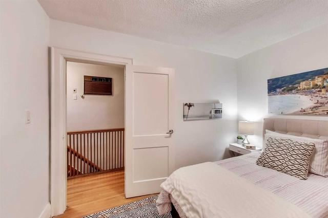 142 Winnett Ave, House detached with 3 bedrooms, 2 bathrooms and 2 parking in Toronto ON | Image 10