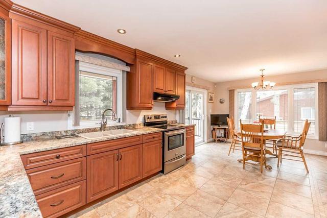 3107 Sandy Cove Dr, House detached with 3 bedrooms, 2 bathrooms and 7 parking in Innisfil ON | Image 6