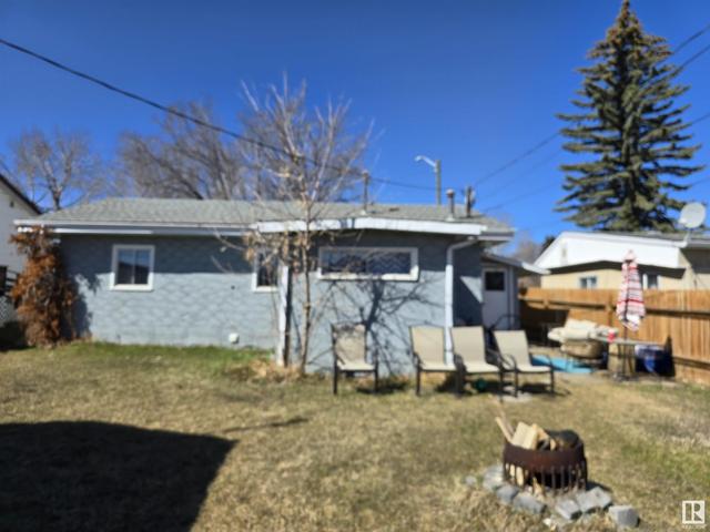 4925 46 St, House detached with 3 bedrooms, 1 bathrooms and null parking in Drayton Valley AB | Image 6